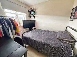 Photo 5- click for photo gallery